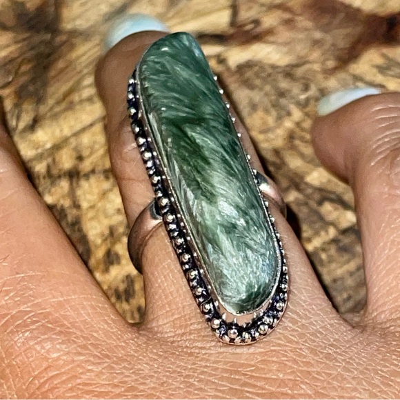 Silver Sage Seraphinite Ring Size 7 1/2 - Picture 7 of 9